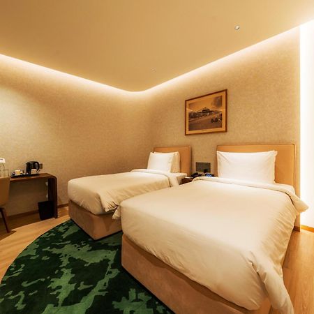 080 Transit Hotel, T2 Turuvekere Kültér fotó